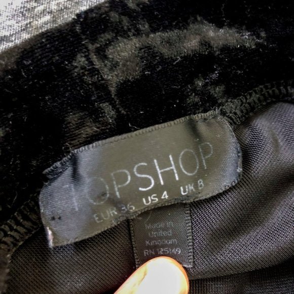 TOPSHOP Crushed Velvet Twist Front Cropped Top - Picture 3 of 6